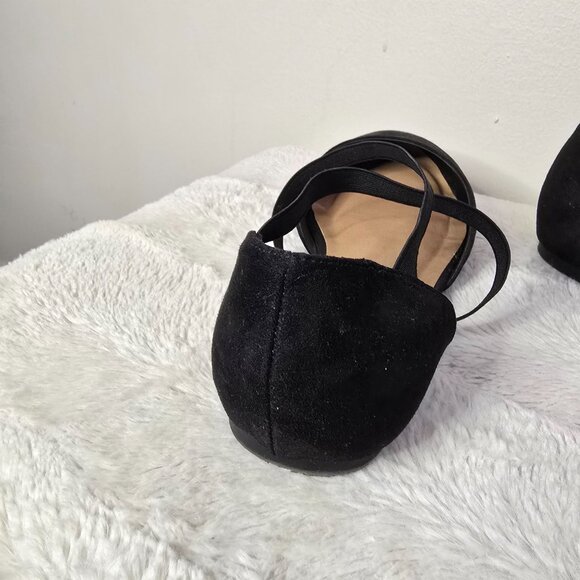 Torrid - 8WW - Black Faux Suede Elastic Crisscross Strap Flat - Picture 3 of 13